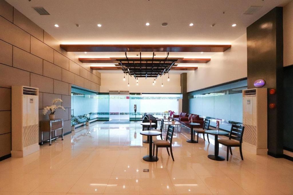Hotel Sogo Macapagal Paranaque City Exterior photo